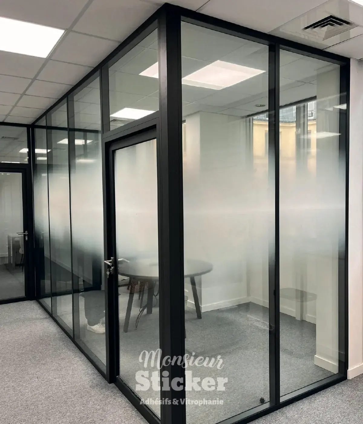 Vitrophanie décorative sur-mesure – CPMS